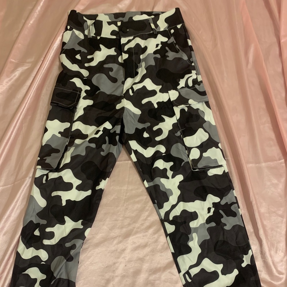 camo joggers
